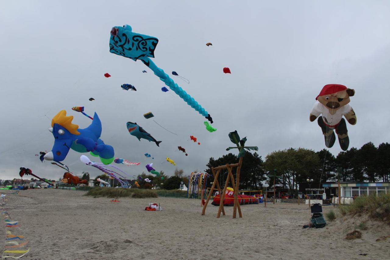 Ferienwohnungen Im Haus Strandburg Grömitz Екстериор снимка