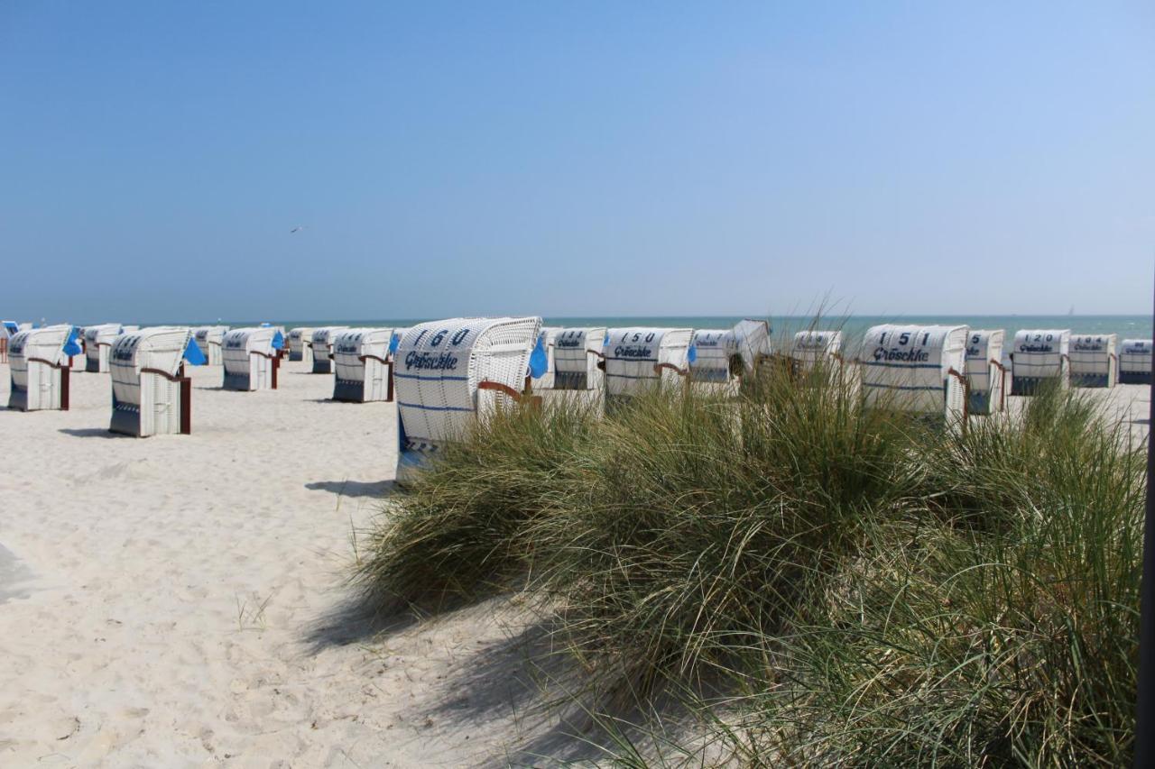 Ferienwohnungen Im Haus Strandburg Grömitz Екстериор снимка